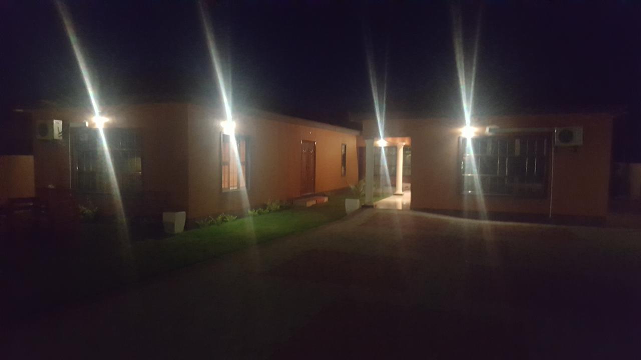 Mathlyn Guest House フランシスタウン エクステリア 写真