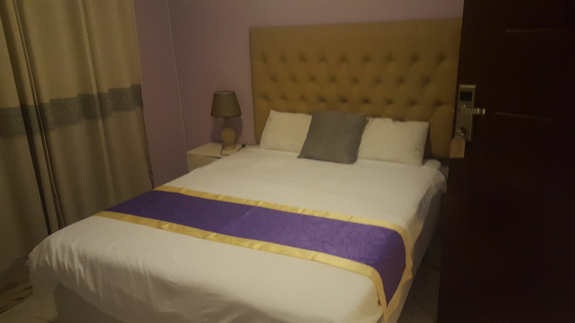 Mathlyn Guest House フランシスタウン エクステリア 写真