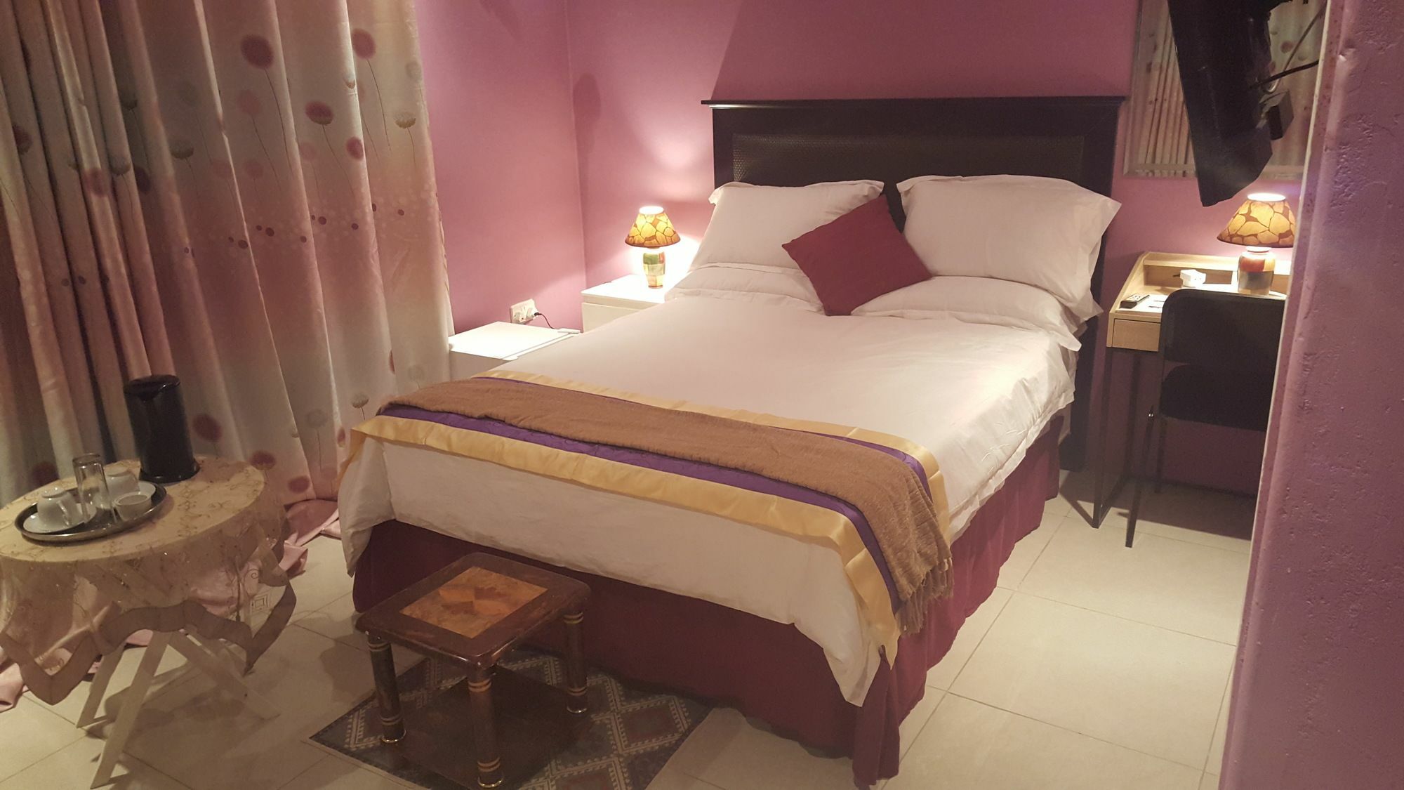 Mathlyn Guest House フランシスタウン エクステリア 写真